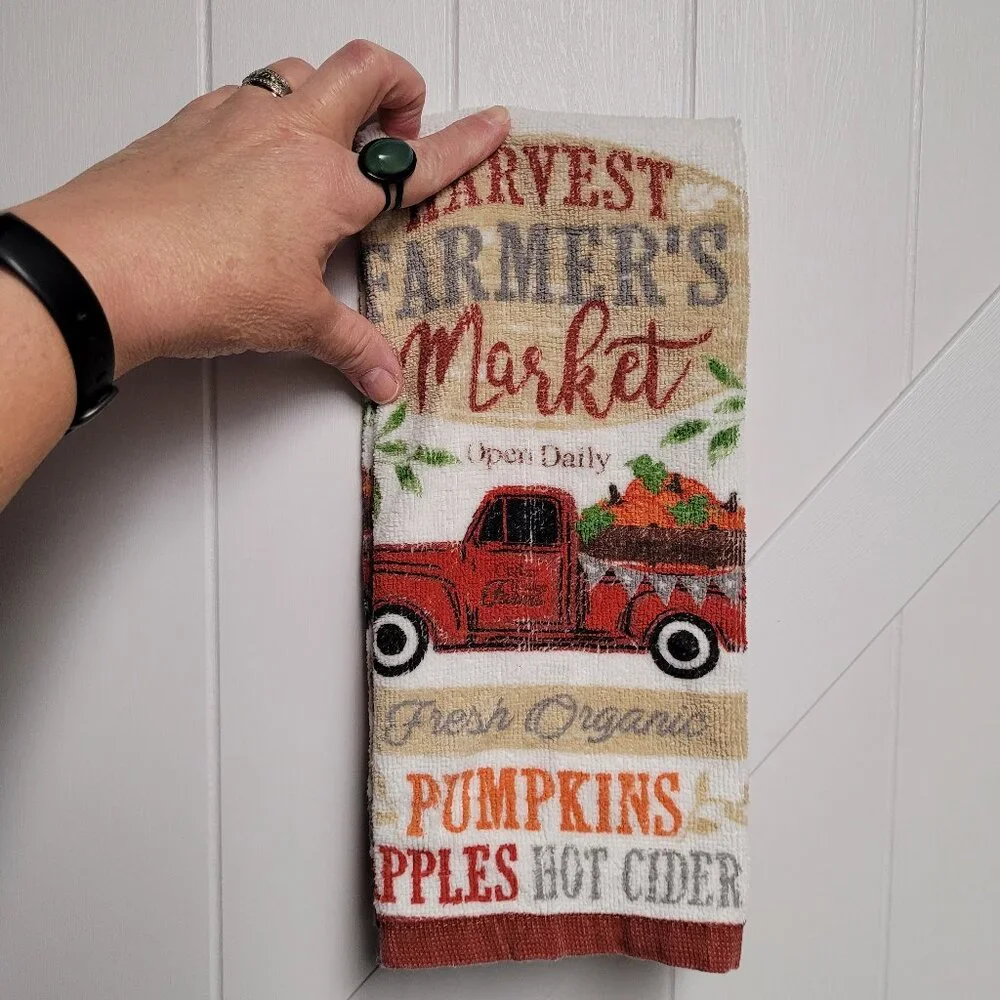 Harvest Farmers Market and Sunflower Kitchen Towels